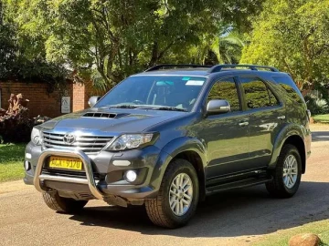 Toyota fortuner d4d edition