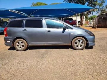 Toyota wish 7 seater in good condition